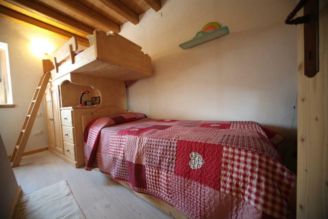Albergo Diffuso Valcellina E Val Vajont In Casso Kültér fotó