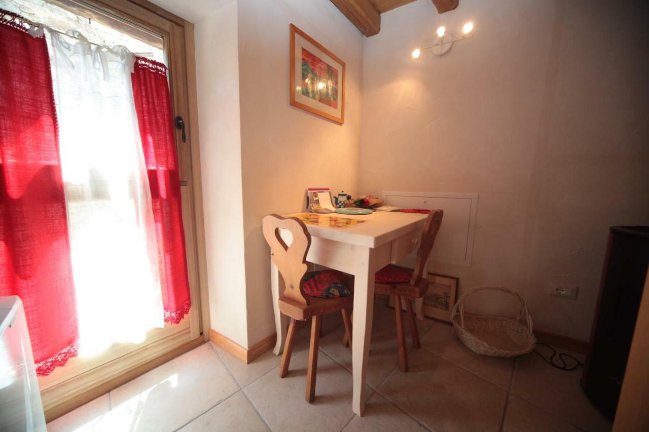 Albergo Diffuso Valcellina E Val Vajont In Casso Kültér fotó